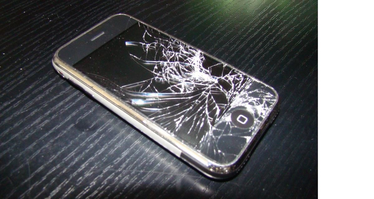 Insolite: Un centre de réparation Apple appelle les urgences et personne ne sait pourquoi