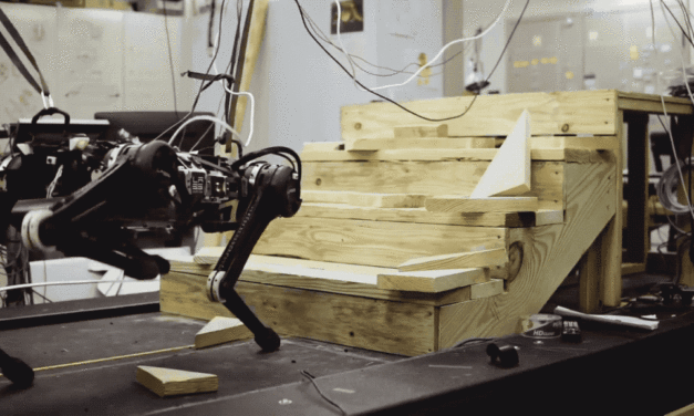 [Vidéo]: MIT présente un nouveau robot qui n’a pas besoin de voir pour se déplacer