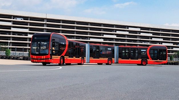 La société Chinoise BYD présente le bus électrique le plus long du monde