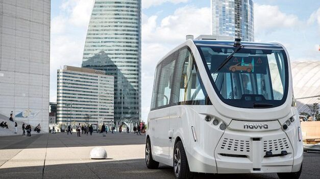 Le constructeur Navya suspend son rôle de constructeur pour conseiller les entreprises