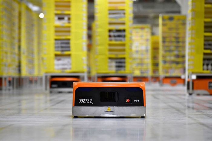 Amazon choisit Brétigny-sur-Orge pour ouvrir son premier centre de distribution robotisé